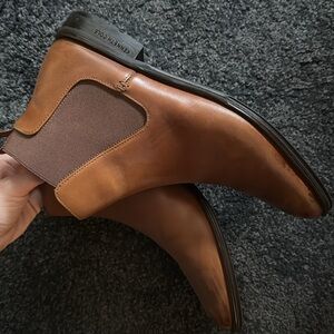 Kenneth Cole Tully Chelsea Boots in Cognac Brown Leather